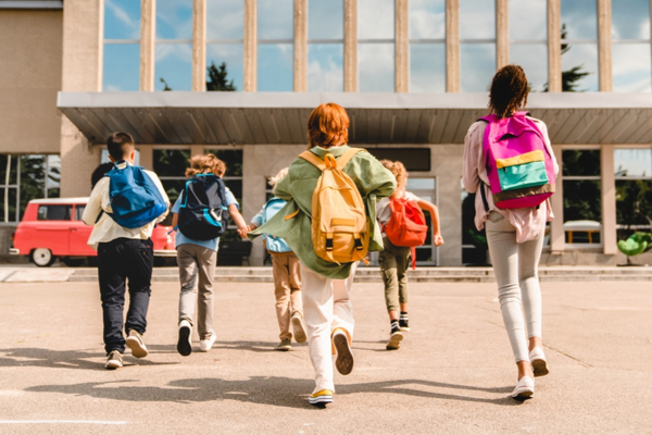 You are currently viewing « Rentrée scolaire » : des bons d’achat exonérés de cotisations sociales ?