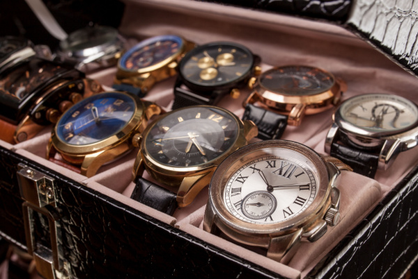 You are currently viewing Taxe sur les objets précieux (TFOP) : pour les montres-bracelets de « luxe » ?