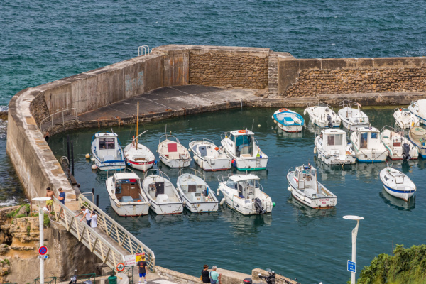 You are currently viewing Pêche dans le golfe de Gascogne : à quai… et indemnisé ?