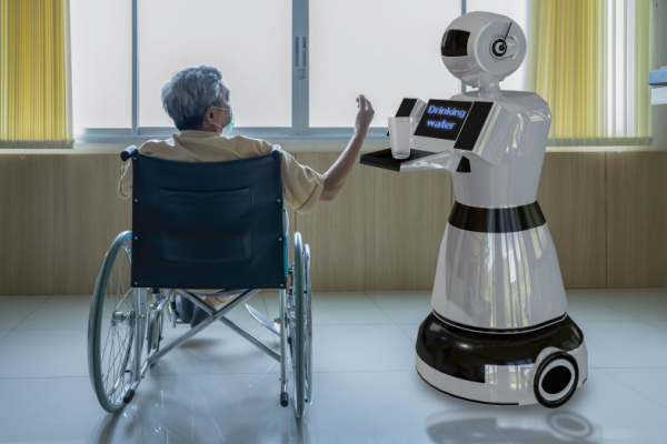 You are currently viewing Multiplication des robots humanoïdes dans les EHPAD : à réglementer ?